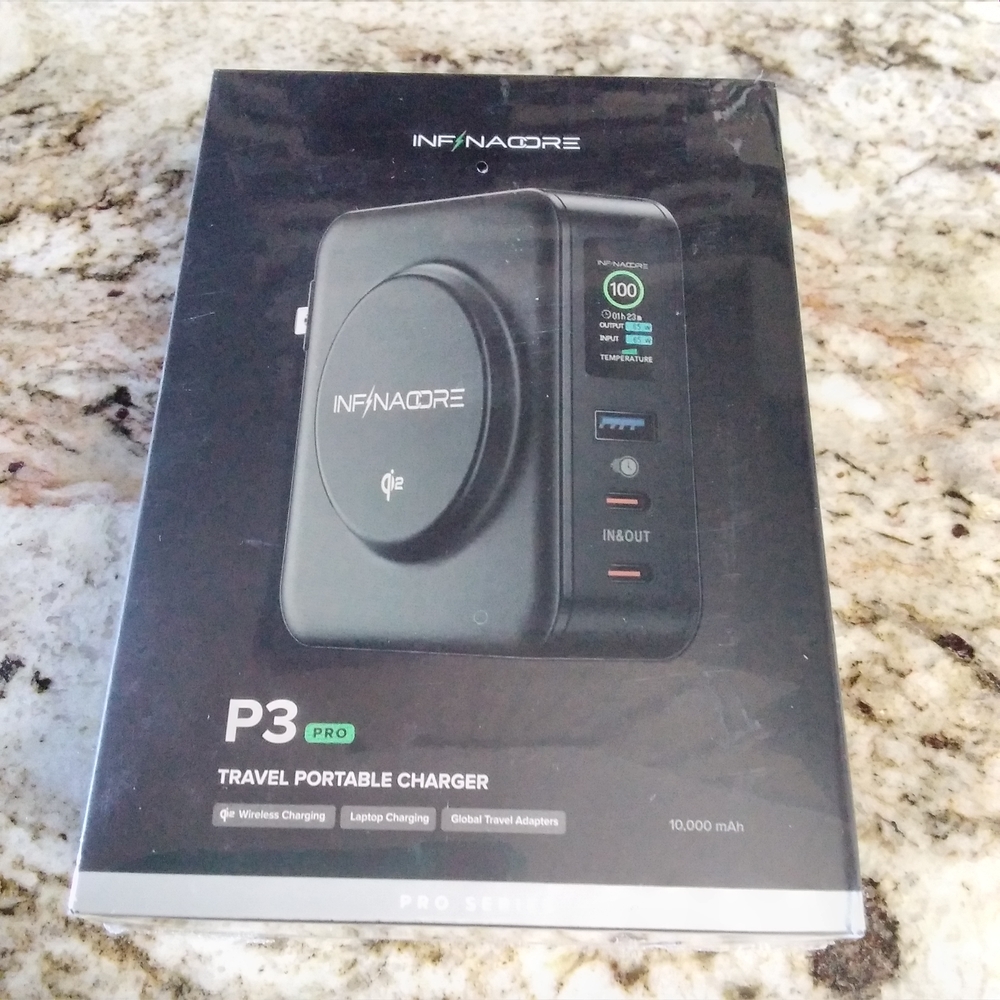 Black P3 Pro Travel Portable Charger